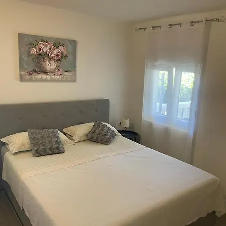 Апартаменты Punta Krusevo (Zadar)